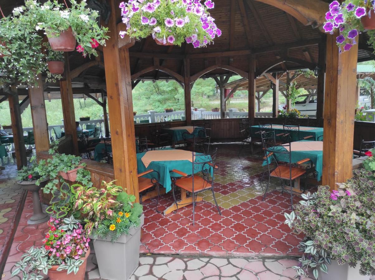 Restoran Filipovic Hotel Nova Varoš Kültér fotó