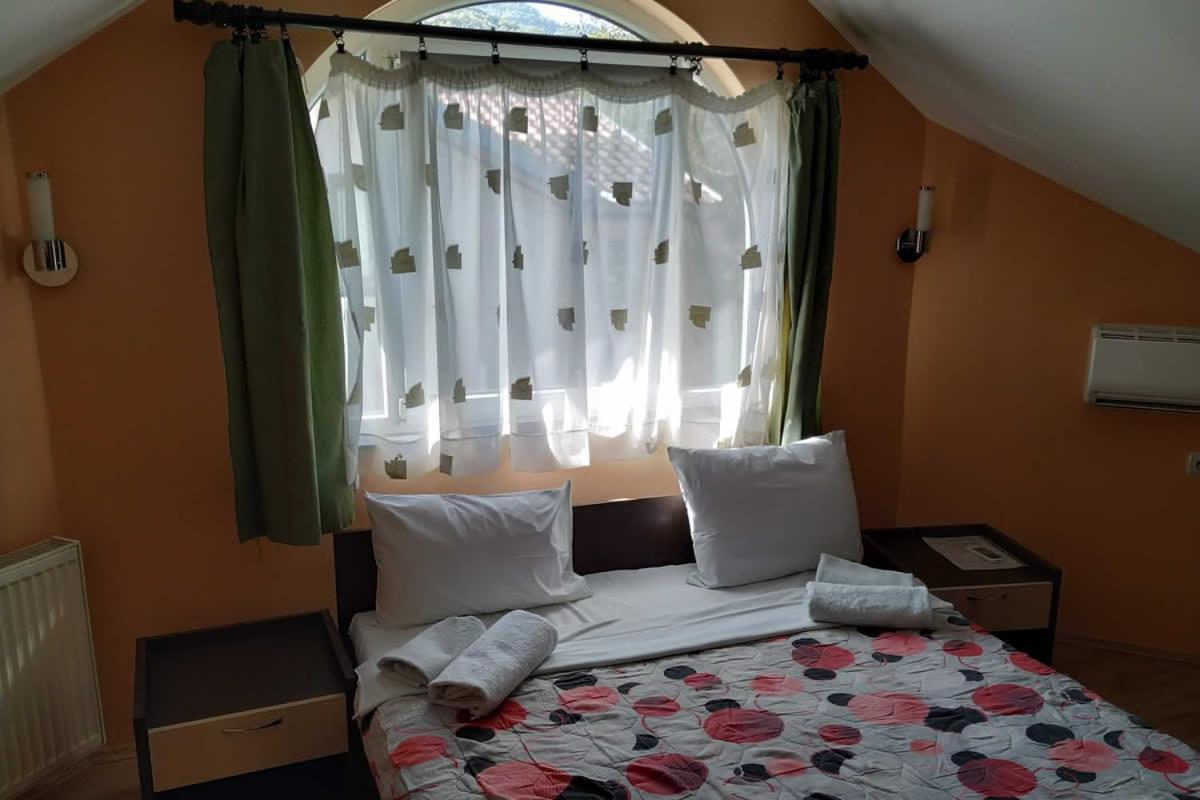 Restoran Filipovic Hotel Nova Varoš Kültér fotó