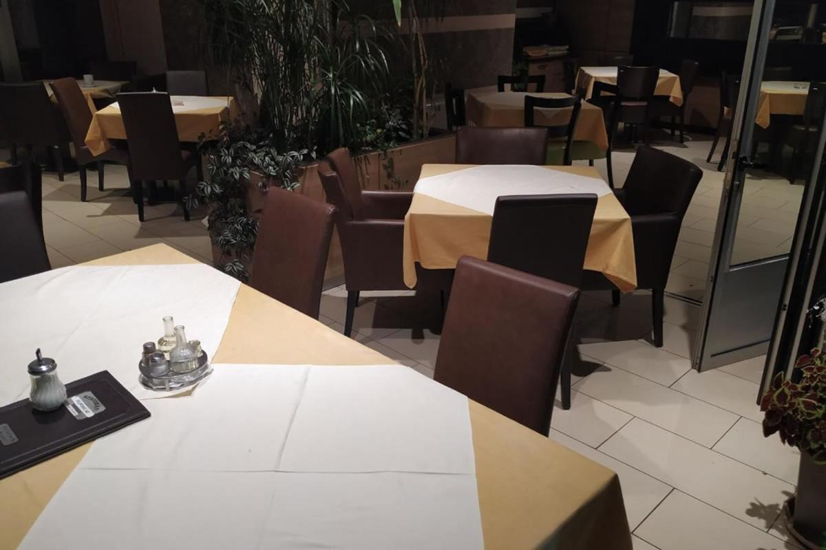 Restoran Filipovic Hotel Nova Varoš Kültér fotó