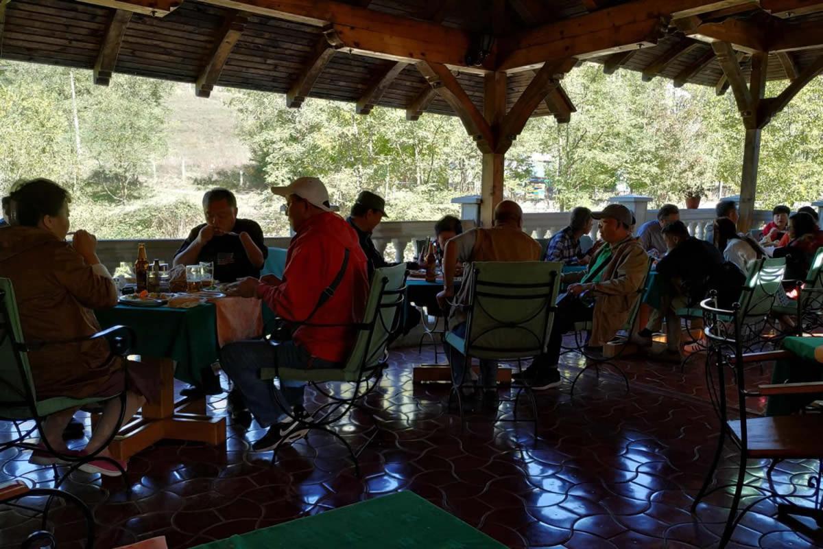 Restoran Filipovic Hotel Nova Varoš Kültér fotó