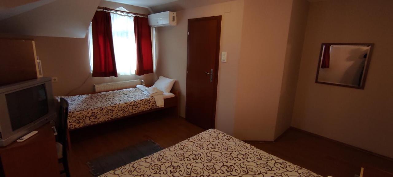 Restoran Filipovic Hotel Nova Varoš Kültér fotó