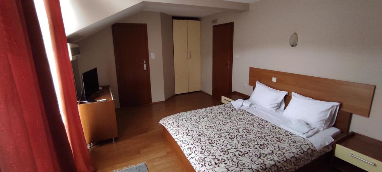 Restoran Filipovic Hotel Nova Varoš Kültér fotó